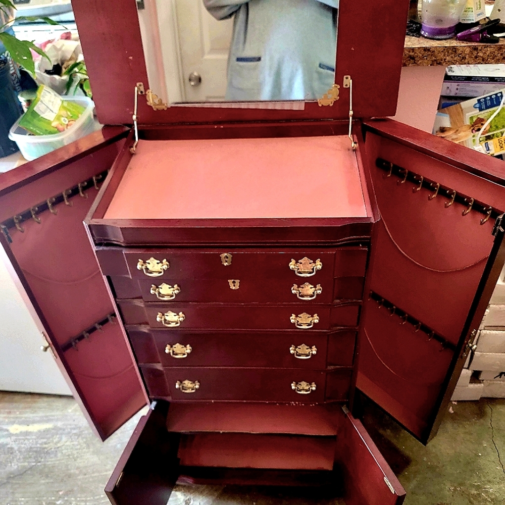 Antique jewelry chest
